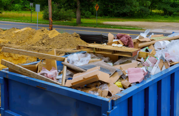 Best Appliance Removal  in Iola, WI